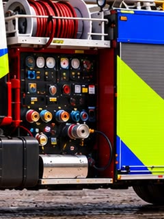 Hose reel and pump panel on the Responder